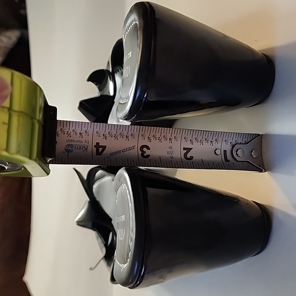 Donald Pliner black wedge size 10. New - Picture 3 of 6